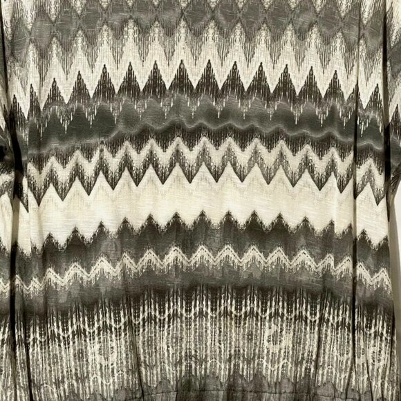 Chicos Womens Size 1 Chevron Print Top In Green & White - Picture 2 of 8